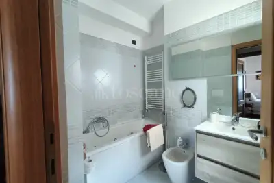 Casa in vendita, Via Bruno Trentin, Roma