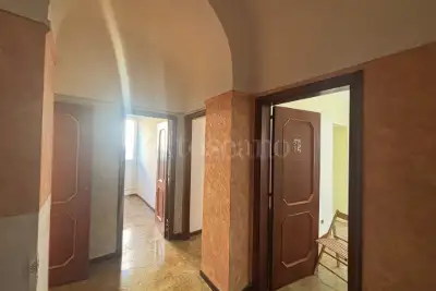 Casa in vendita, Via dei Mille, Roma