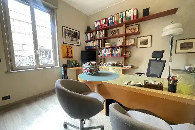 Casa in vendita, Via Alessandro Volta, Milano