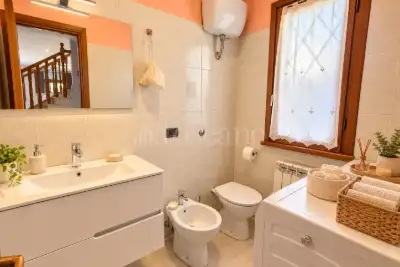 Villa in vendita, Via delle Vigne di Morena, Roma