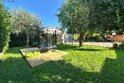 Villa in vendita, Via Armungia, Fiumicino