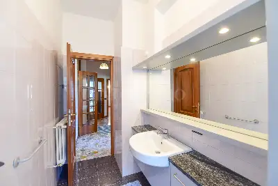 Casa in vendita, Via Dante Alighieri, Como