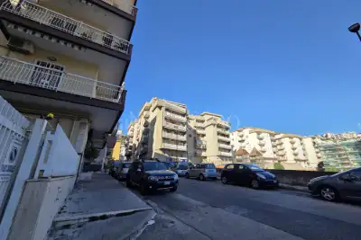 Box in affitto, Via Nicola Romeo, Napoli