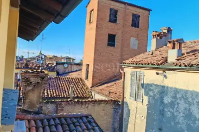 Casa in vendita, Rua Freda, Modena