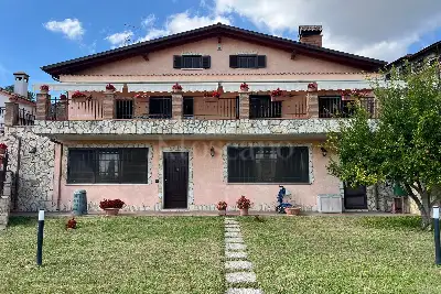 Villa in vendita, Via Bracigliano, Roma