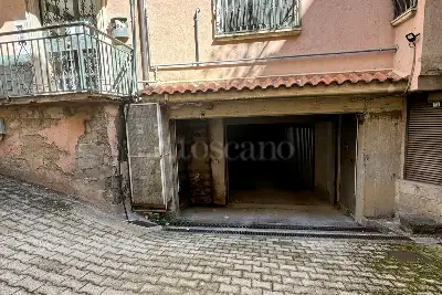 Box in vendita, Vicolo Sapienza - Avellino , Avellino