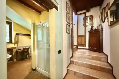 Villa in vendita, Strada San Pietro, Monzambano