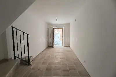 Casa Indipendente in vendita, Via Centrale, L'Aquila