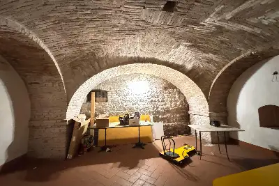 Laboratorio in vendita, Via San Pietro, Siena, Siena