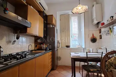 Casa in vendita, Via Paolo Giovio, Milano