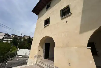 Casa in vendita, Via Tufi, Lumezzane