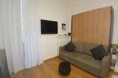 House for sale, Via Bartolomeo Eustachi, Milano