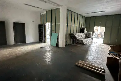 Magazzino in vendita, Viale Piave interna, Brescia