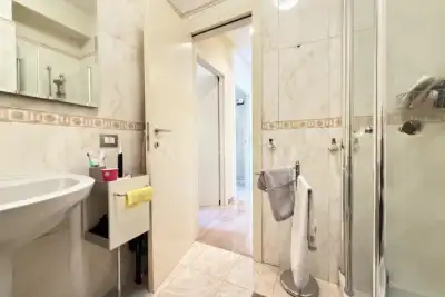 Casa in vendita, Via Santa Sofia, Milano