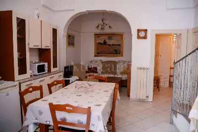 Casa Indipendente in vendita, Vico Bertrando Spaventa, Ostuni