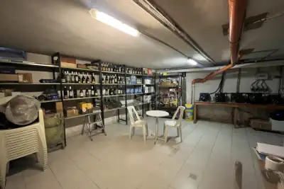 Negozio in vendita, Piazza Monte Falterona, Milano
