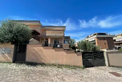 Villa Bifamiliare in vendita, Via Fosso dell' Osa, Roma
