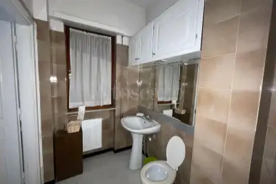 Casa in vendita, Via Mario Fani, Roma