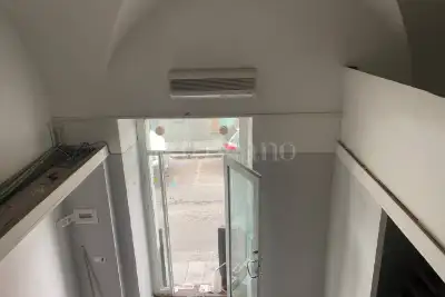 Negozio in affitto, Via Etnea, Gravina di Catania
