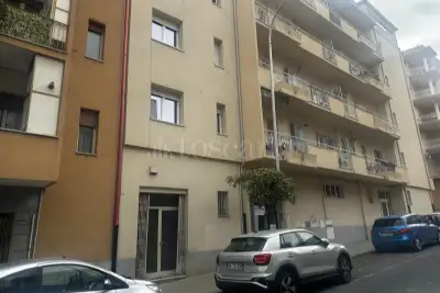 Magazzino in vendita, Via Daniele Antonio, Catanzaro