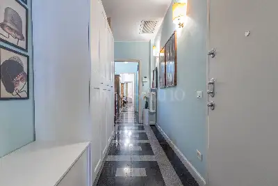 Casa in vendita, Via Monte Cervino, Milano