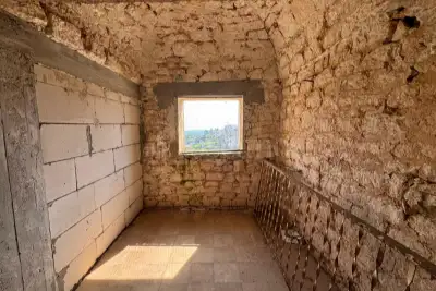 Casa Indipendente in vendita, Via Alfonso Pomes, Ostuni