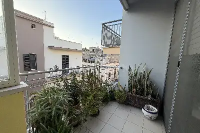 Palazzo in vendita, Via Edmondo de Amicis, Noicattaro