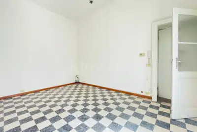 Casa in vendita, Via Carlo Farini, Milano