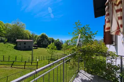 Casa Indipendente in vendita, Via Provinciale, Marchirolo