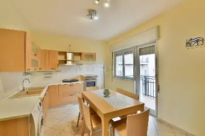 Casa in vendita, Via Dante, Erba