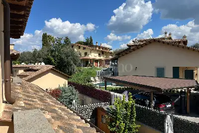 Villa Plurifamiliare in vendita, Via Dora Baltea, Mentana