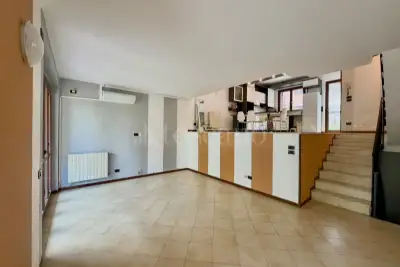 Villino a Schiera in vendita, Via T. Albinoni, Desenzano del Garda