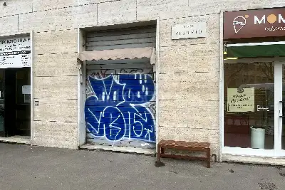 Negozio in affitto, Via California, Milano