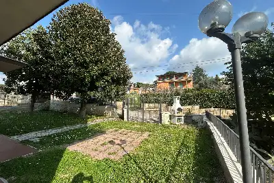 Villa in vendita, Via Pompeo, Genzano di Roma