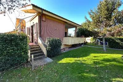 Villa in vendita, Via Alessandro Rolla, Roma