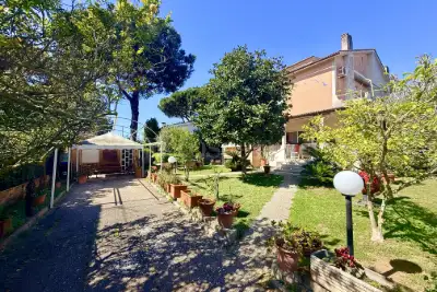 Villa Bifamiliare in vendita, Via Monte Livata, Nettuno