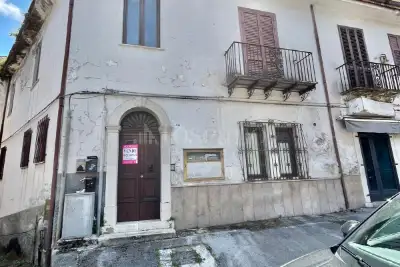 Casa in vendita, Via Francesco Tedesco, Avellino