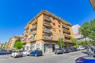 Casa in vendita, Via Luigi Ronzoni, Roma