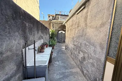 Casa Indipendente in vendita, Via Ferlito, Catania
