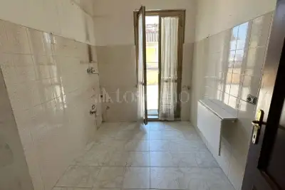 Casa in vendita, Via delle Acacie, Roma