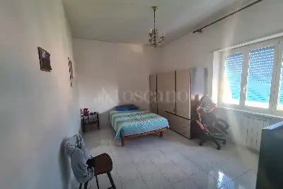 Casa in vendita, Via Varrone, Pomezia