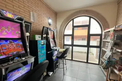 Attività Commerciale in vendita, Viale di Focene, Fiumicino