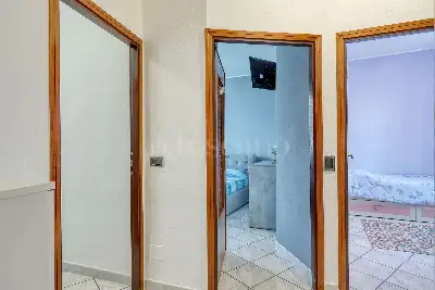 Casa in vendita, Piazza Borasio, Marchirolo