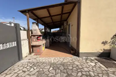 Villa Plurifamiliare in vendita, Via degli Eucalipti 24, Ardea