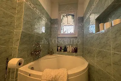 Casa in vendita, Via San Vigilio , Milano