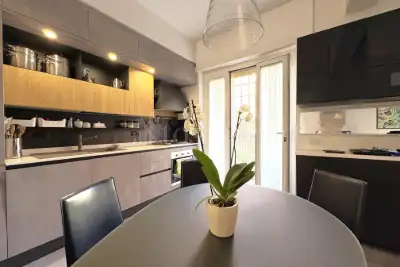 Casa in vendita, Via Giuseppe Troiani, Roma