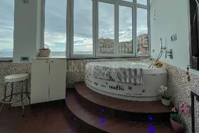 Casa in affitto, Via Posillipo, Napoli