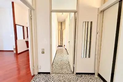 Casa in vendita, Via Carlo Vittadini, Milano