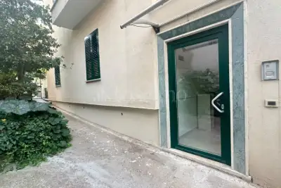 Casa in vendita, Via delle Spighe, Roma