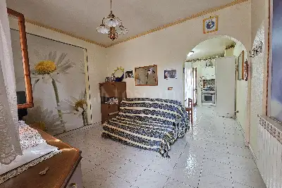 Villino a Schiera in vendita, Via Signa, Pomezia